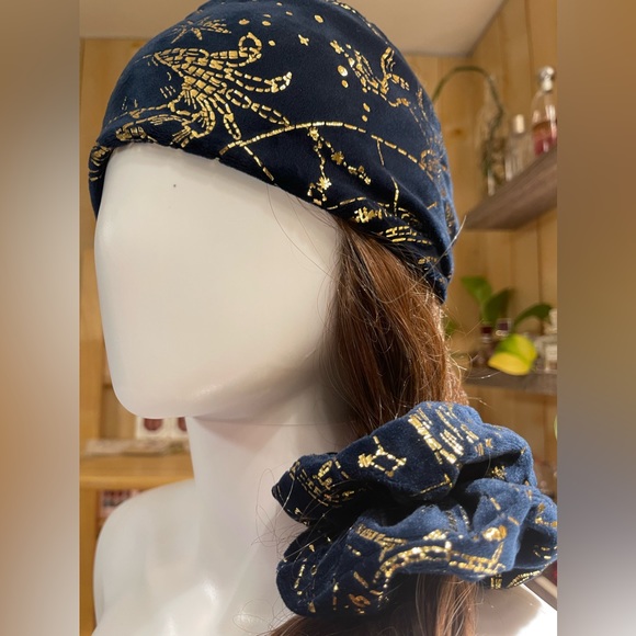 $15 2 pcs Fashion Headband $15 and scrunchie $8 Daily wear Trendy style. - Picture 6 of 7